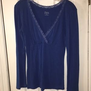 3/$20🎀Express blue long sleeve